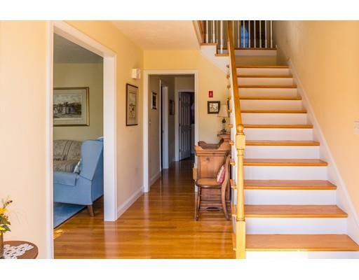 9 Sarah Ln, Maynard, MA 01754 photo 3