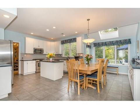 105 Thoreau Rd, Canton, MA 02021 photo 7