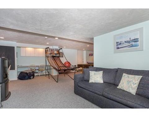 105 Thoreau Rd, Canton, MA 02021 photo 23