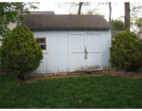111 Barre St, Springfield, MA 01119 photo 17
