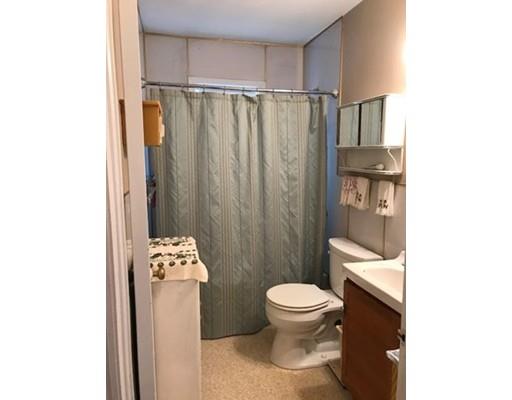 91 Pheland St, Springfield, MA 01109 photo 9