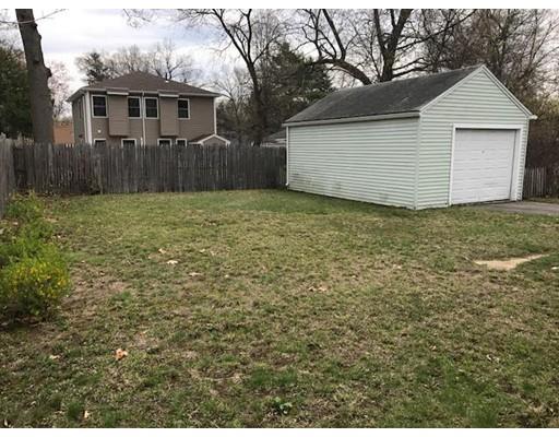 91 Pheland St, Springfield, MA 01109 photo 3