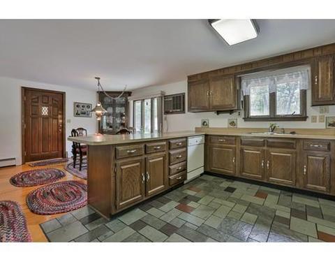 62 Goodhue, Derry, NH 03038 photo 10