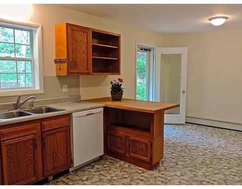 16 Bond St, Conway, MA 01341 photo 4