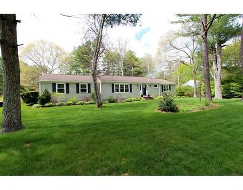 463 Nottingham Dr, Barnstable, MA 02632 photo 1