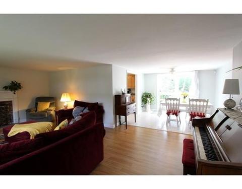 463 Nottingham Dr, Barnstable, MA 02632 photo 8