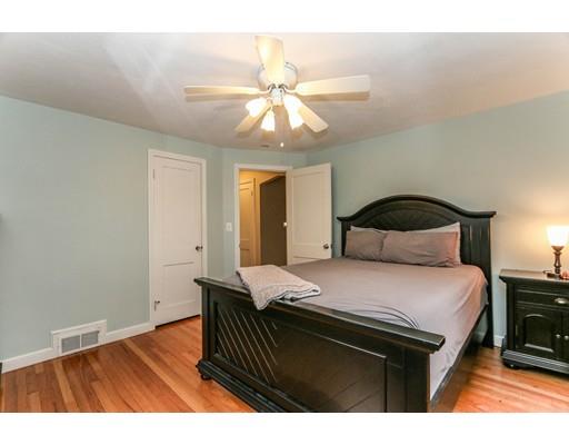 39 Old Brook Rd, Springfield, MA 01118 photo 10