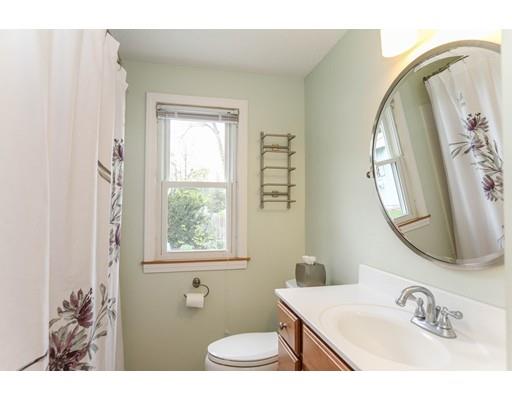 39 Old Brook Rd, Springfield, MA 01118 photo 13