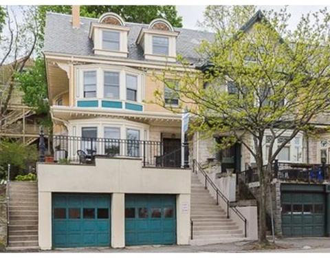 682 Washington St, Brookline, MA 02446 photo 1