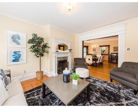 682 Washington St, Brookline, MA 02446 photo 8