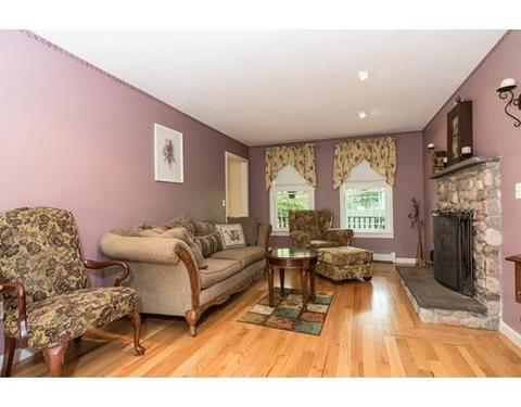 11 White Ave, Maynard, MA 01754 photo 4