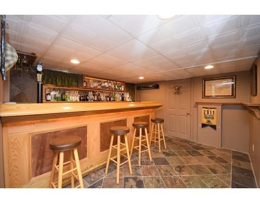 76 Bronson Ter, Springfield, MA 01108 photo 23