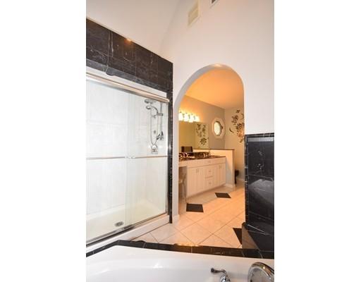 76 Bronson Ter, Springfield, MA 01108 photo 15