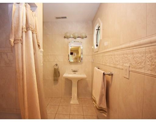 76 Bronson Ter, Springfield, MA 01108 photo 20