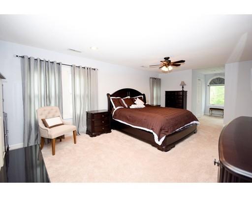 76 Bronson Ter, Springfield, MA 01108 photo 11