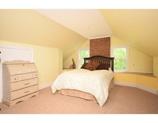 76 Bronson Ter, Springfield, MA 01108 photo 19
