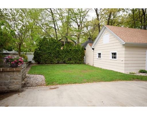 76 Bronson Ter, Springfield, MA 01108 photo 29