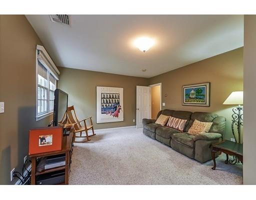 6 Smith St, Needham, MA 02492 photo 19
