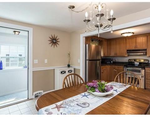 16 Windsor Rd, Beverly, MA 01915 photo 8