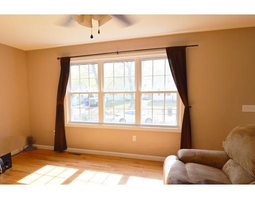 187 Lucerne Rd, Springfield, MA 01119 photo 3