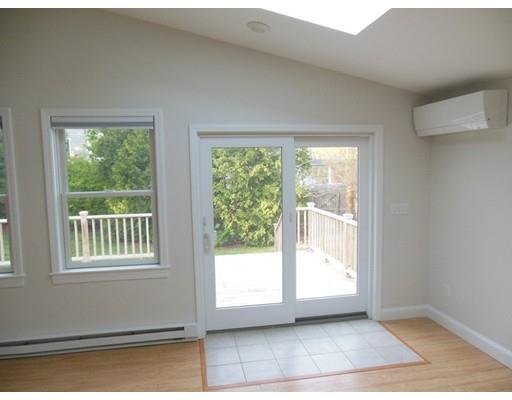 9 Vine St, Gloucester, MA 01930 photo 9