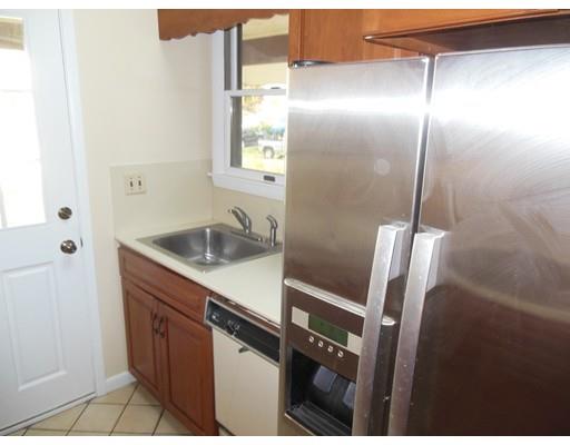 9 Vine St, Gloucester, MA 01930 photo 14