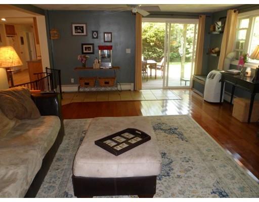 7 Broad St, Danvers, MA 01923 photo 3