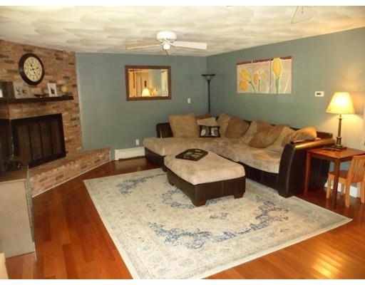 7 Broad St, Danvers, MA 01923 photo 2