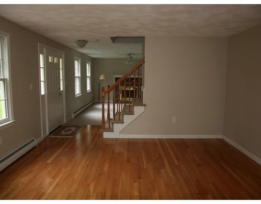 76 Colburn Rd, Reading, MA 01867 photo 5