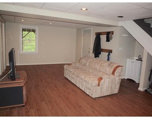 76 Colburn Rd, Reading, MA 01867 photo 23