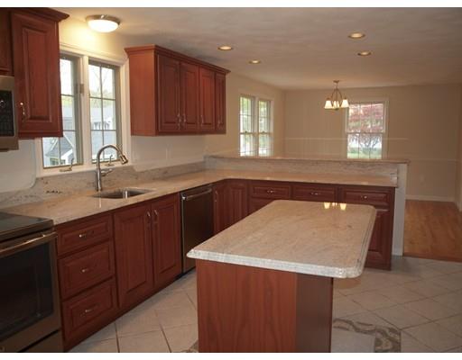 76 Colburn Rd, Reading, MA 01867 photo 9