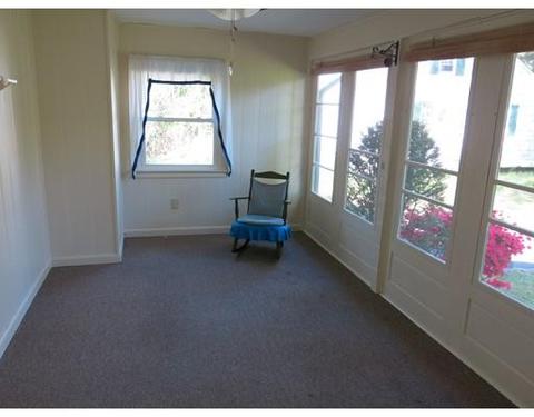955 Ryan Rd, Florence, MA 01062 photo 4