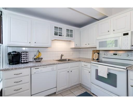294 Walnut St #3, Brookline, MA 02445 photo 5