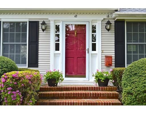 18 Hamlet St, Fairhaven, MA 02719 photo 2
