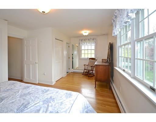 18 Hamlet St, Fairhaven, MA 02719 photo 16