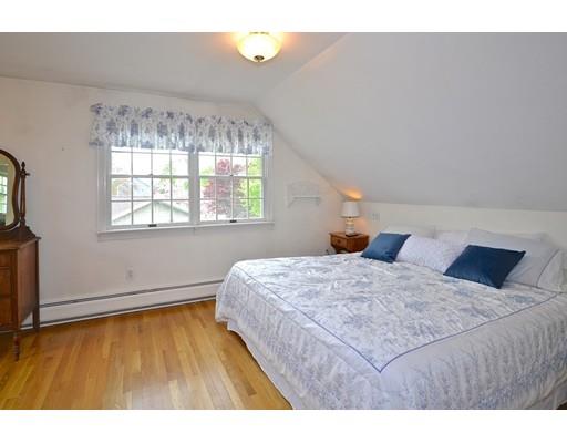 18 Hamlet St, Fairhaven, MA 02719 photo 15
