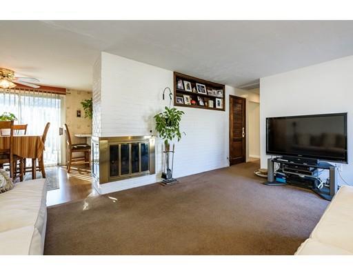 12 Mcdevitt Rd, Randolph, MA 02368 photo 2