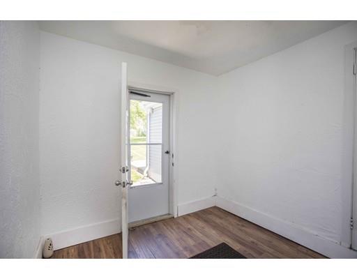 362 Center St, Fall River, MA 02724 photo 9