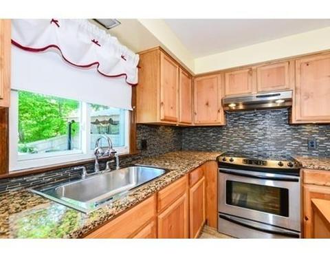 88 Jones St, Fall River, MA 02720 photo 11