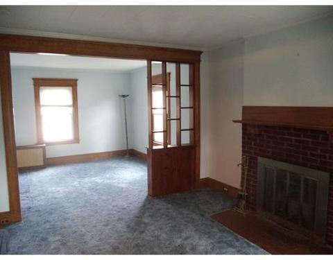 32 Freeman Ter, Springfield, MA 01104 photo 4