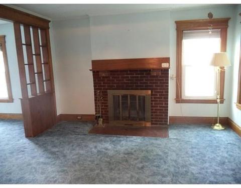 32 Freeman Ter, Springfield, MA 01104 photo 3
