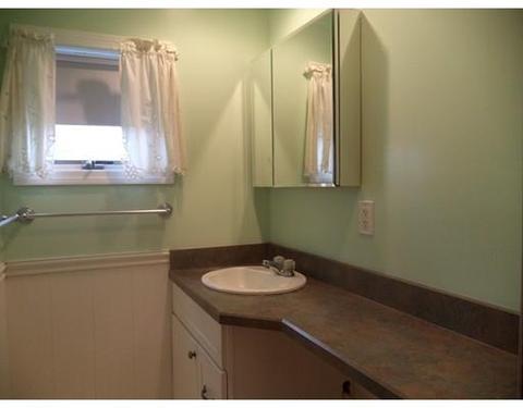 32 Freeman Ter, Springfield, MA 01104 photo 12