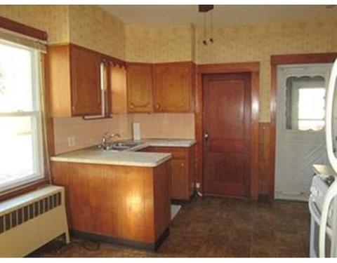 3 Burton St, Worcester, MA 01607 photo 7