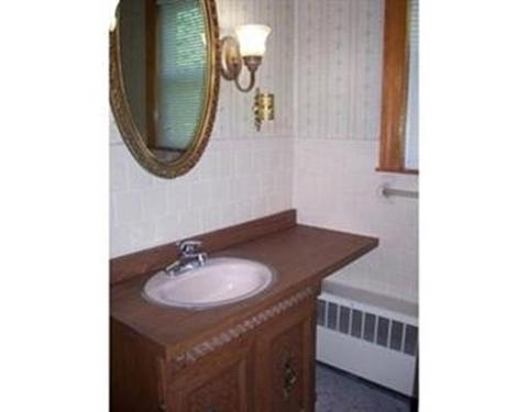 3 Burton St, Worcester, MA 01607 photo 13