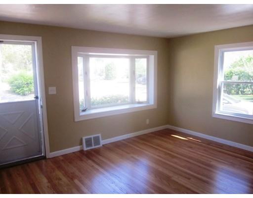 17 Patch Reservoir Dr, Worcester, MA 01602 photo 3