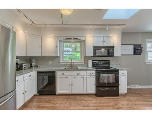 60 West St, Georgetown, MA 01833 photo 6