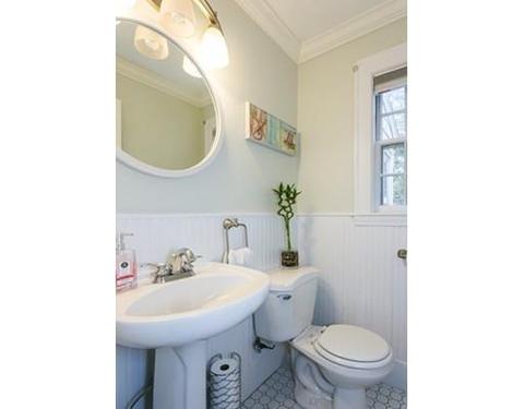 42 Lexington Ave, Needham, MA 02494 photo 9