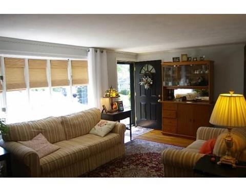 49 Harborview Dr, Hingham, MA 02043 photo 2