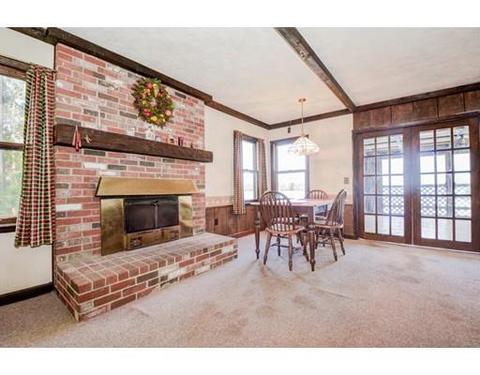 38 W Point Rd, Webster, MA 01570 photo 5
