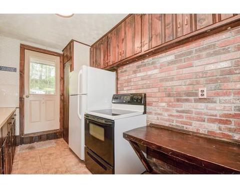 38 W Point Rd, Webster, MA 01570 photo 3